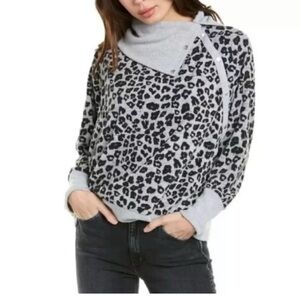 VINCE CAMUTO SNAP OF SHOULDER TOP XL